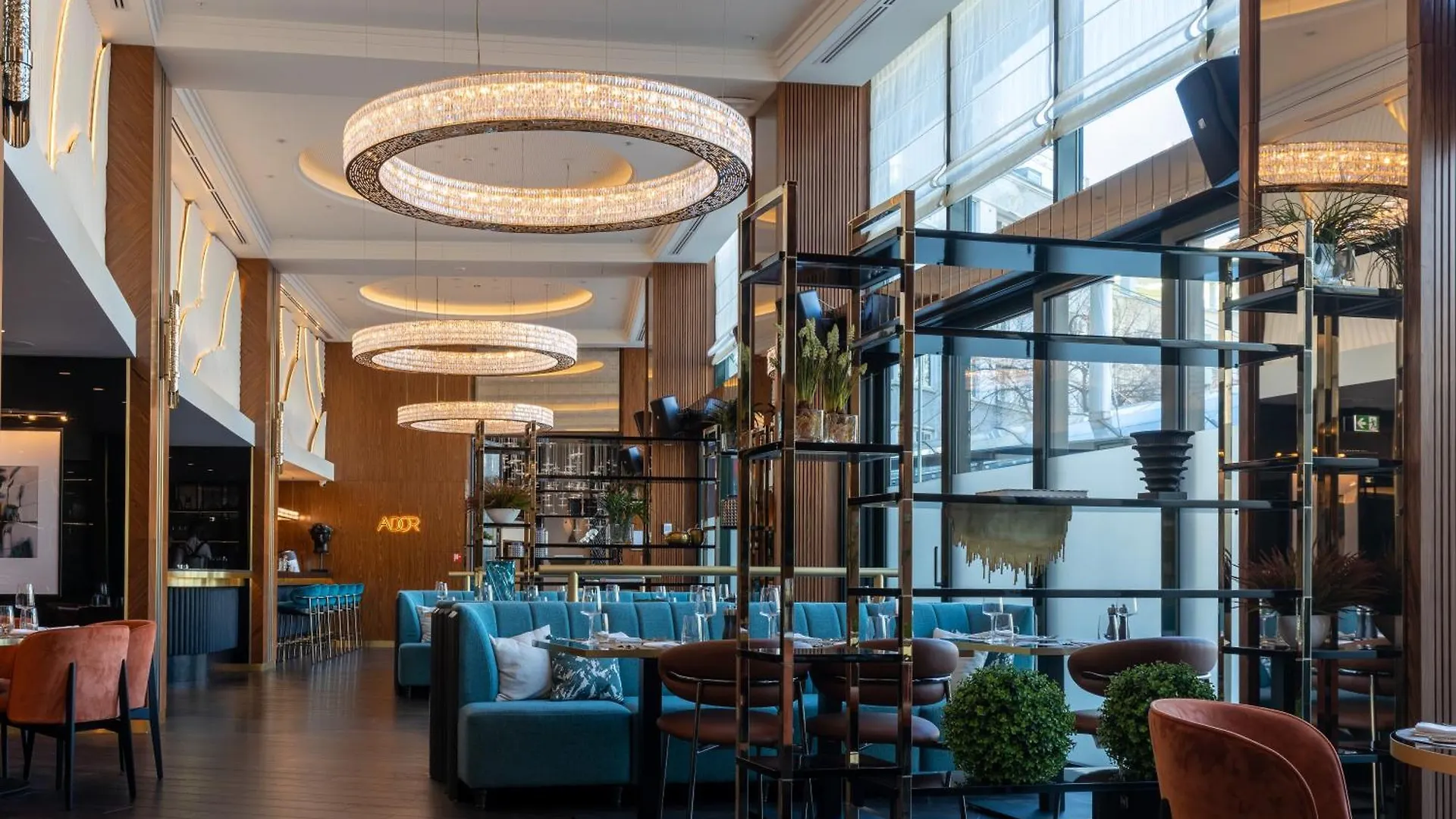Hotel Intercontinental Sofia By Ihg 5*,